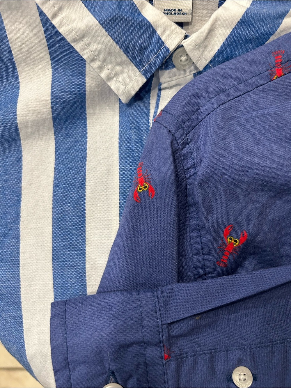 Lot of 2 Old Navy Boys NWT Button Down Shirts Size S 6-7 Navy Lobster Striped